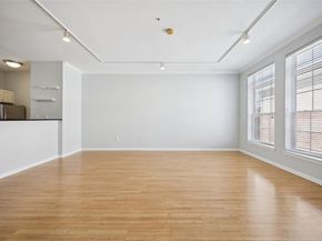 2305  Worthington Street  322, Dallas Texas 75204