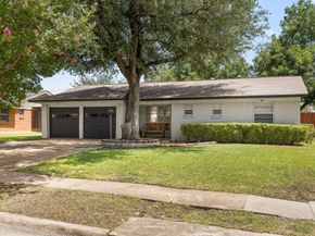13806  Heartside Place , Farmers Branch Texas 75234