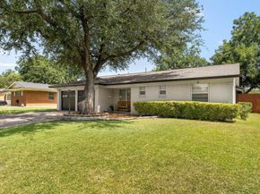 13806  Heartside Place , Farmers Branch Texas 75234