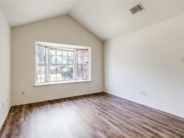2533  Montclair Lane , Mesquite Texas 75150