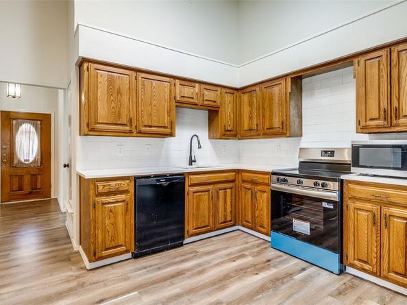 2533  Montclair Lane , Mesquite Texas 75150