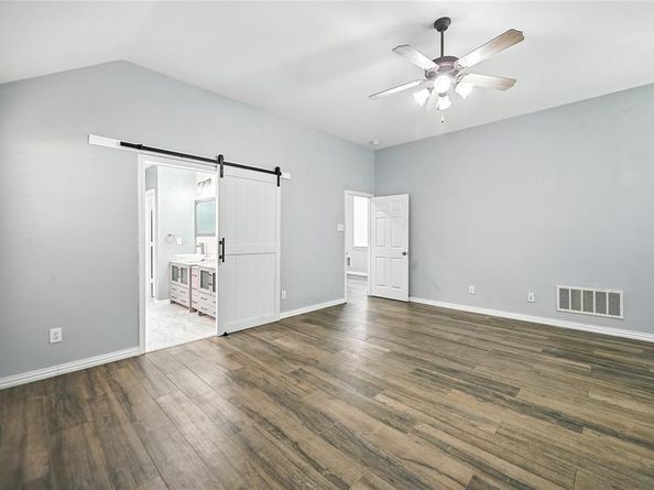 1151  Central Way , Lantana Texas 76226