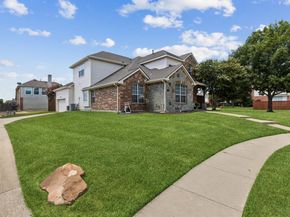 1600  Woodstream Lane Lane , Allen Texas 75002