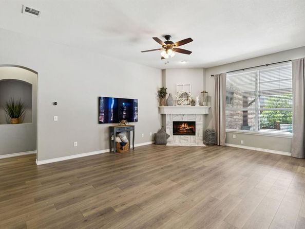1600  Woodstream Lane Lane , Allen Texas 75002