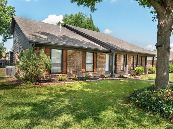 5230  Barcelona Drive , Garland Texas 75043