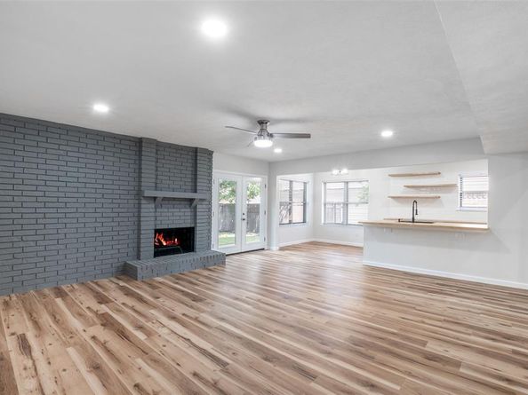 5230  Barcelona Drive , Garland Texas 75043