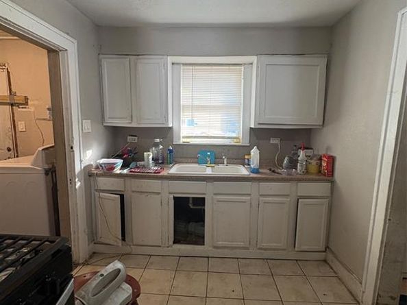 2700  Tanner Street , Dallas Texas 75215