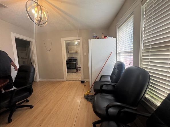 2700  Tanner Street , Dallas Texas 75215