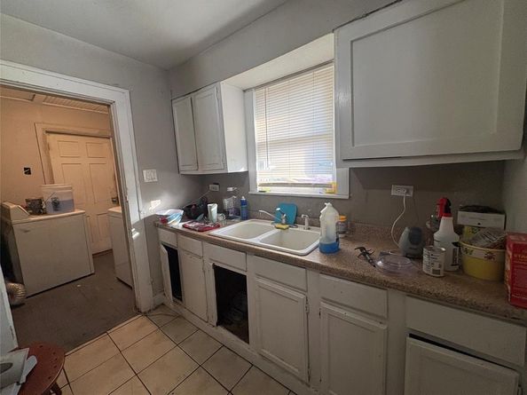 2700  Tanner Street , Dallas Texas 75215