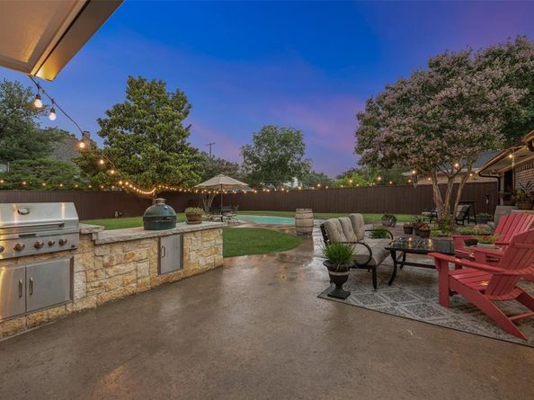 5709  Forest Lane , Dallas Texas 75230