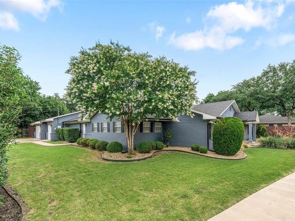 5709  Forest Lane , Dallas Texas 75230