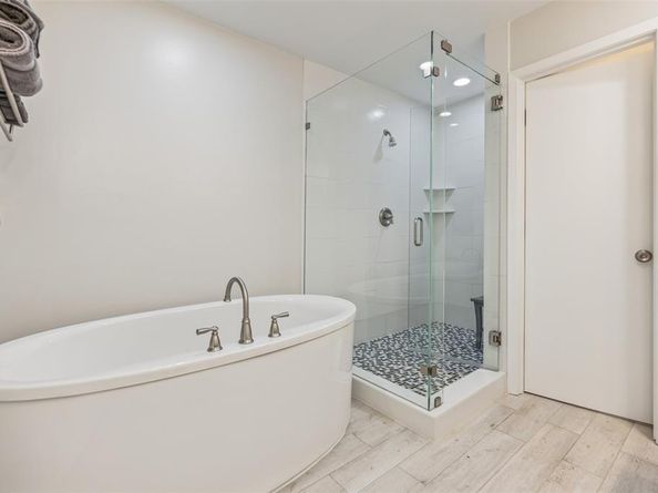 5709  Forest Lane , Dallas Texas 75230