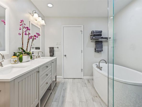 5709  Forest Lane , Dallas Texas 75230