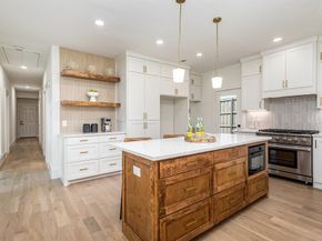 6402  Lakewood Boulevard , Dallas Texas 75214