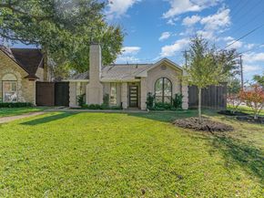 6402  Lakewood Boulevard , Dallas Texas 75214