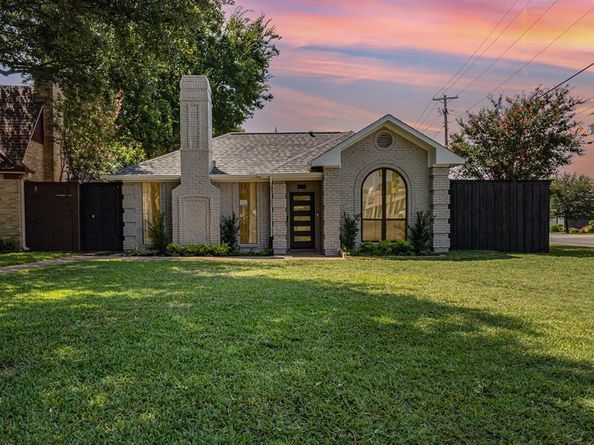 6402  Lakewood Boulevard , Dallas Texas 75214