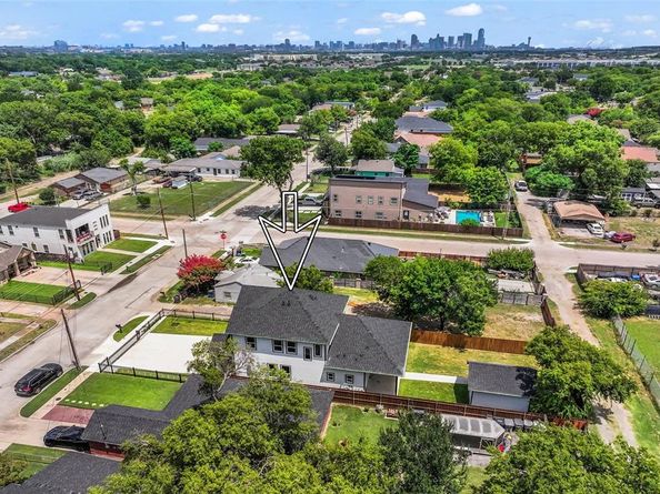 3708  Mcbroom Street , Dallas Texas 75212