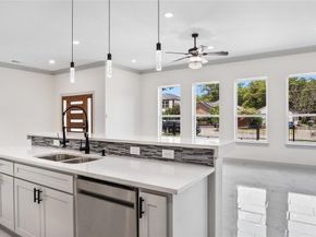 3708  Mcbroom Street , Dallas Texas 75212