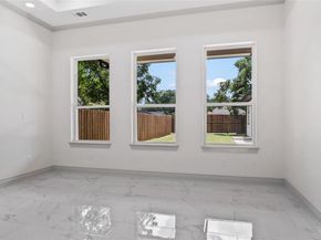 3708  Mcbroom Street , Dallas Texas 75212