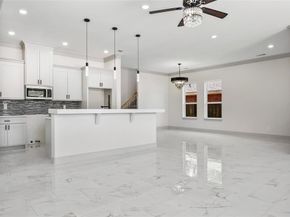 3708  Mcbroom Street , Dallas Texas 75212