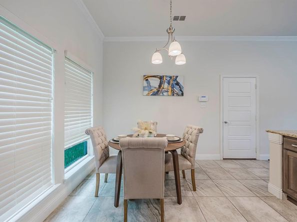 3602  Strasbourg Mews , Dallas Texas 75236