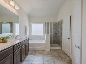 3602  Strasbourg Mews , Dallas Texas 75236