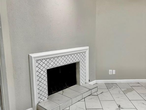 900 S Weatherred Drive  900B, Richardson Texas 75080