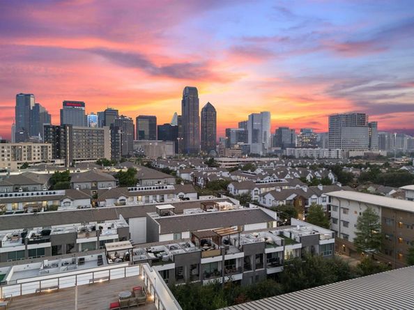 743  Cannen John Lane , Dallas Texas 75204
