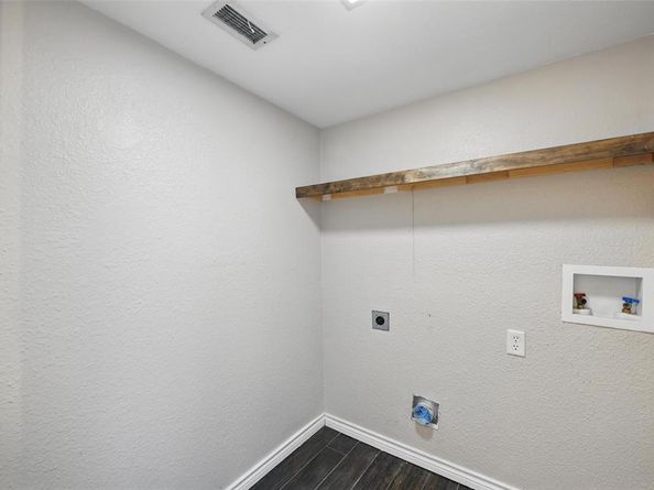 8104  Lea Shore Street , Fort Worth Texas 76179