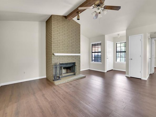728  Woodland Court , Kennedale Texas 76060