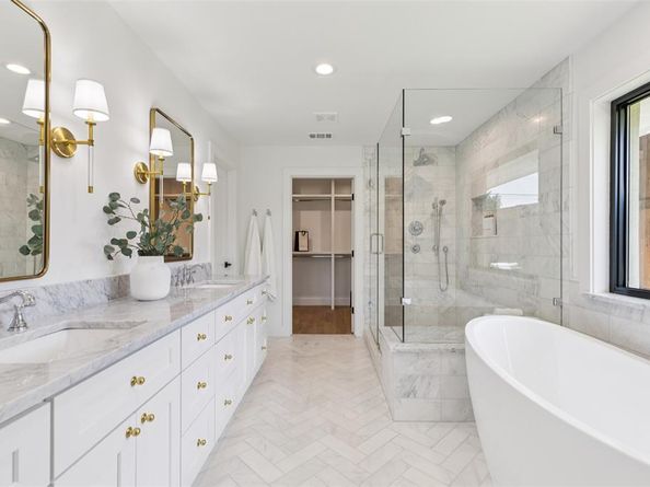 4042  Mendenhall Drive , Dallas Texas 75244