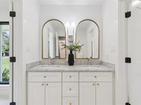 4042  Mendenhall Drive , Dallas Texas 75244