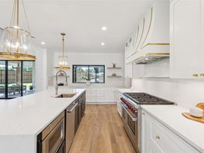 4042  Mendenhall Drive , Dallas Texas 75244