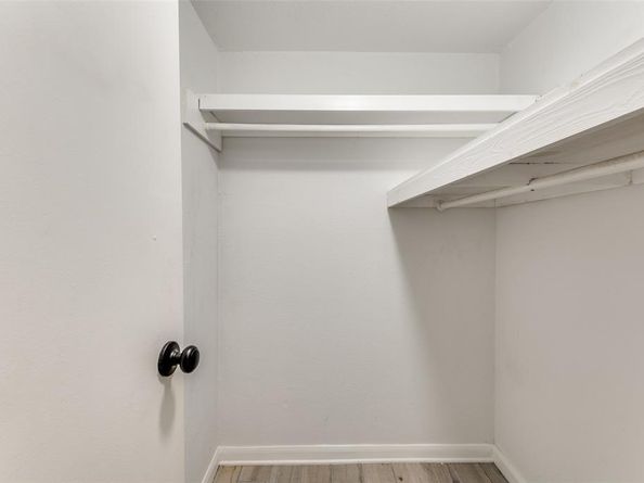 3121  Park Lane  1114, Dallas Texas 75220