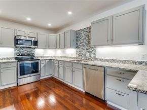 3121  Park Lane  1114, Dallas Texas 75220