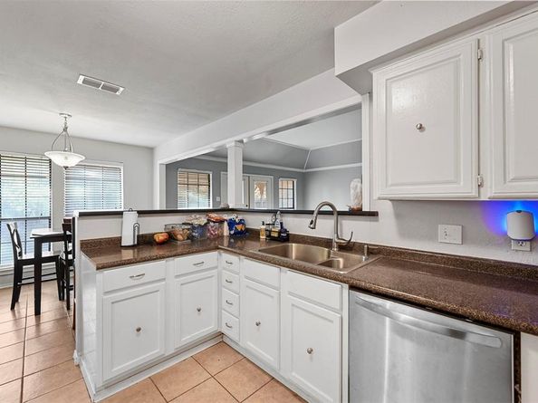 2333  Jenson Circle , Fort Worth Texas 76112
