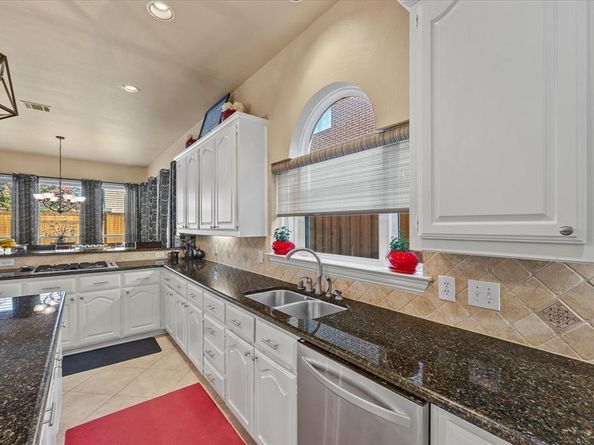 4629  Old Pond Drive , Plano Texas 75024