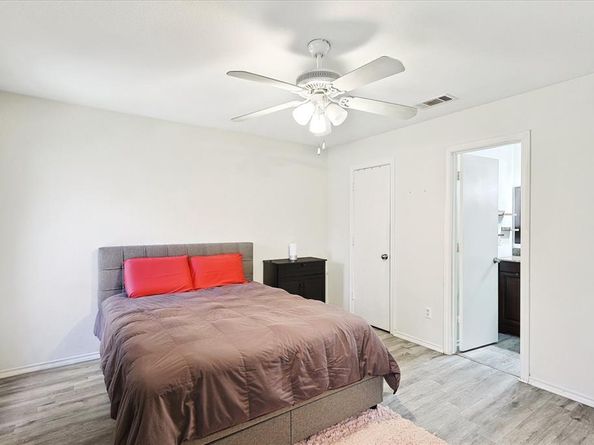 2320  Carol Good Lane , Carrollton Texas 75006