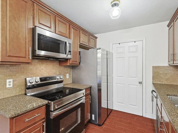 2320  Carol Good Lane , Carrollton Texas 75006