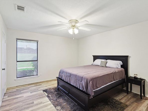 2320  Carol Good Lane , Carrollton Texas 75006