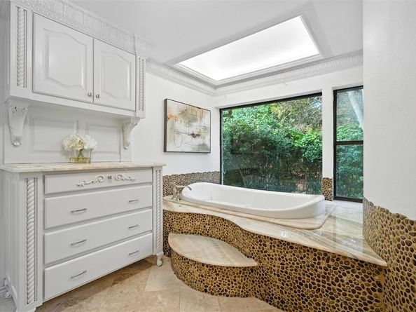 2  Bright Meadows Road , Heath Texas 75032