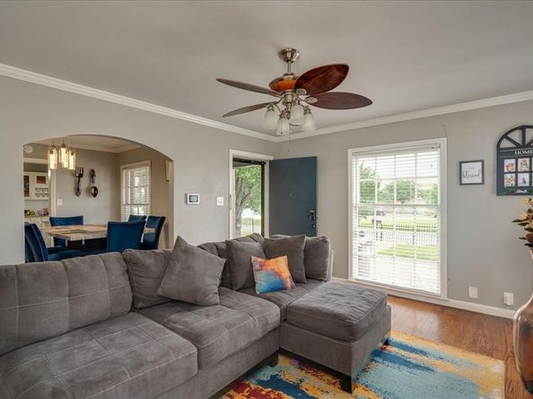 2514  Jefferson Boulevard , Dallas Texas 75211