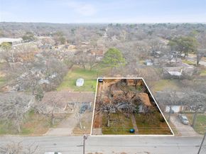 2325  Halbert Street , Fort Worth Texas 76112