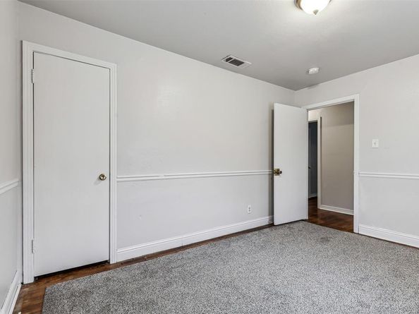 2325  Halbert Street , Fort Worth Texas 76112