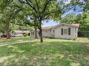 2325  Halbert Street , Fort Worth Texas 76112
