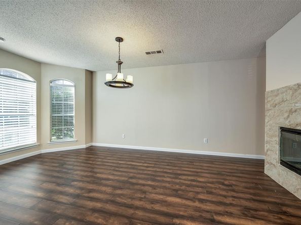 3214  Meadowview Drive , Corinth Texas 76210