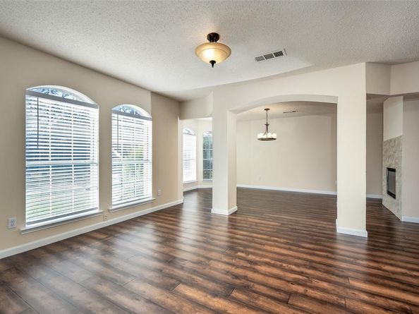 3214  Meadowview Drive , Corinth Texas 76210