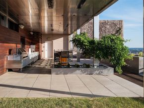2200  Victory Avenue  2701, Dallas Texas 75219