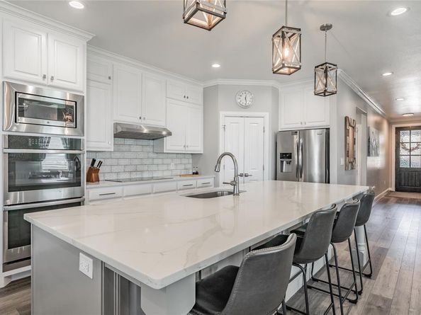 8208  Indian Hills Court , Benbrook Texas 76126