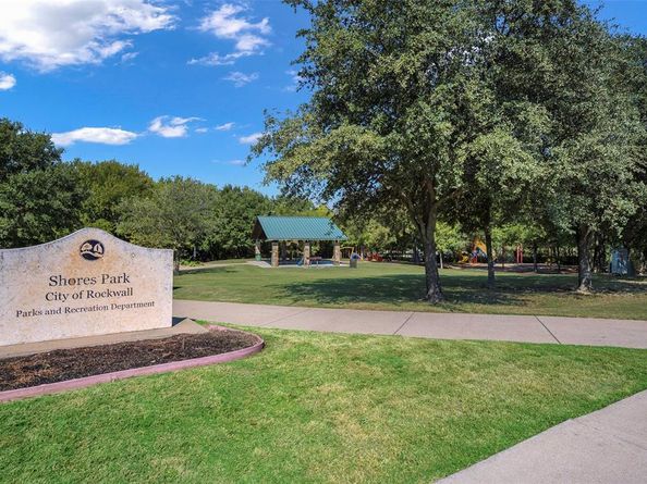 1310  Gold Coast Drive , Rockwall Texas 75087